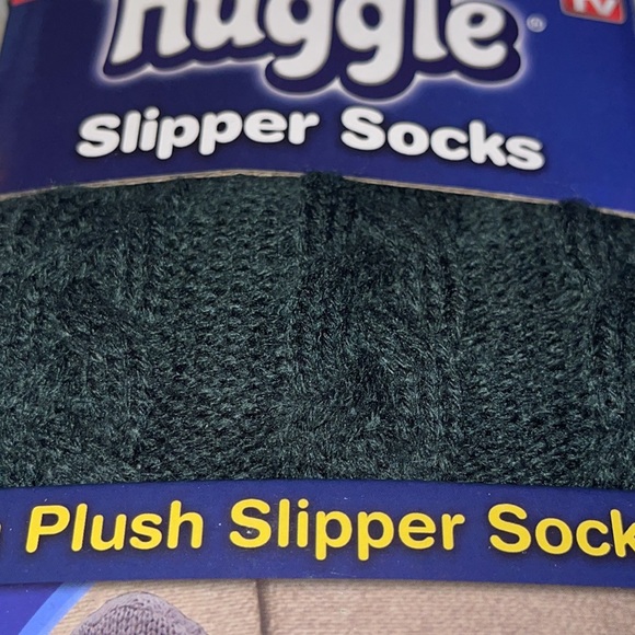 Huggle Slipper Socks - Picture 3 of 5
